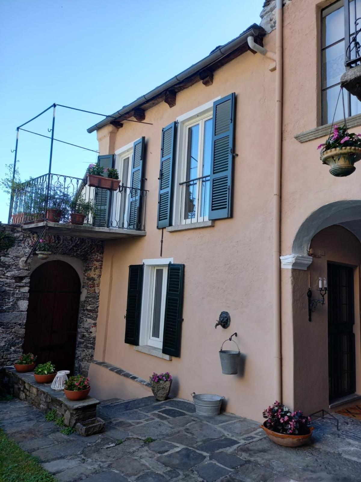 Appartement Casa Longhi à Orta San Giulio Extérieur photo